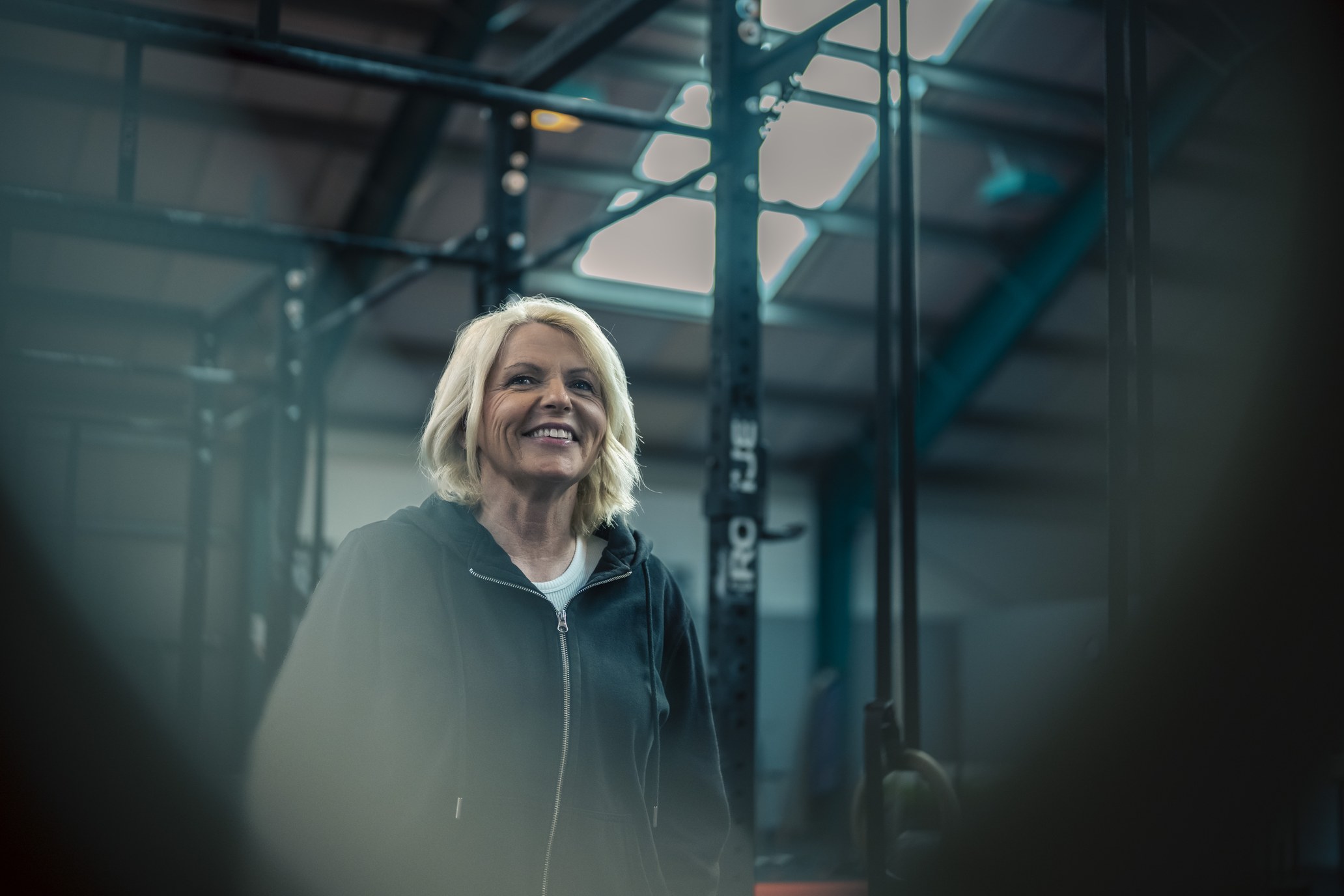 Anja Lorenz in der Trainingshalle